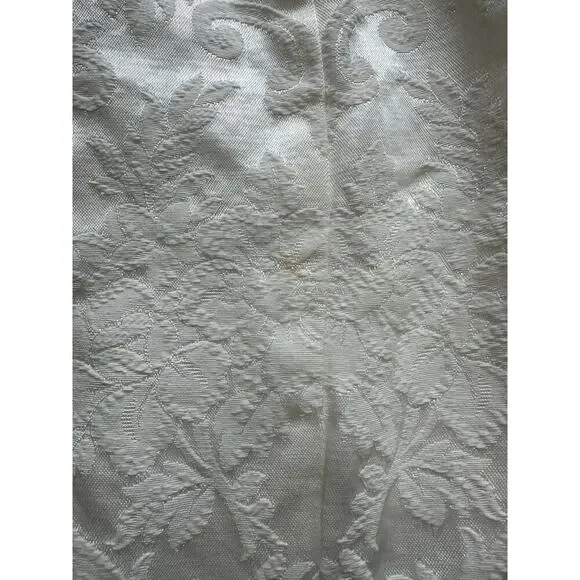 Vintage Cream Embroidered Lace Dress with Side Slit – Size S (Approx. 2/4) - Picture 4 of 11